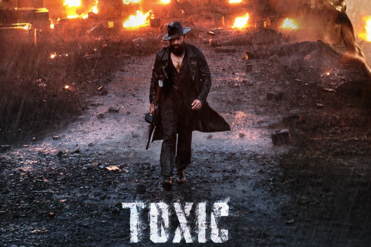 Yash FINALLY Announces Toxic Release Date; Burns Down A Town In New Poster