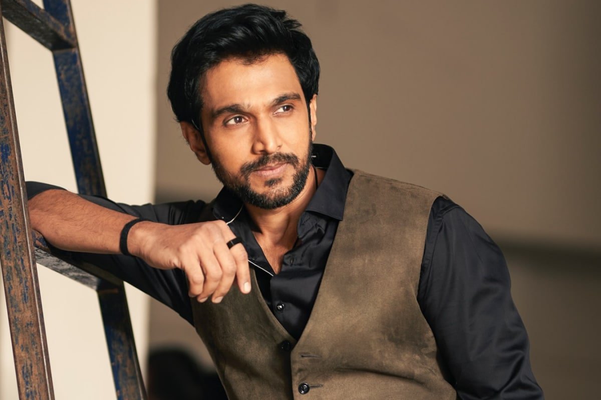 Pratik Gandhi Explains Bollywoods Struggles: The Formula Everyone Is Chasing Doesn’t Exist | Exclusive