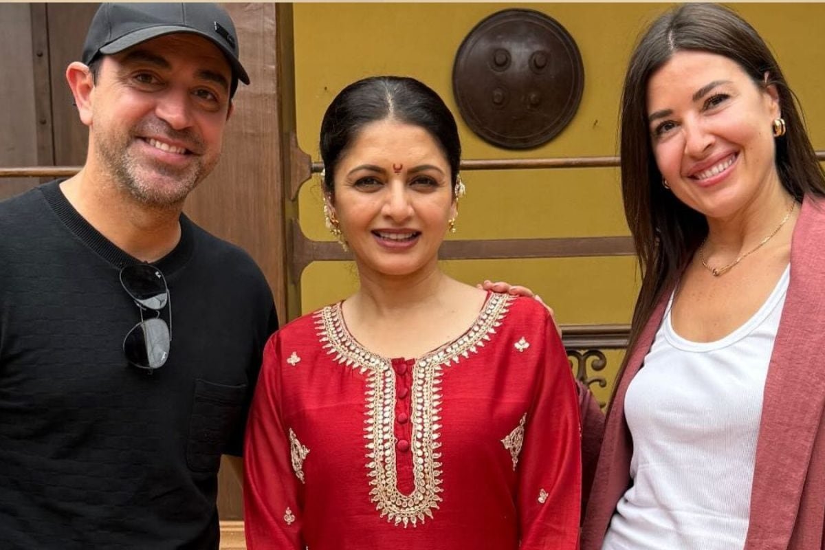 Bhagyashree Finds Two New Fans In Former Barcelona Player Xavi And His Wife