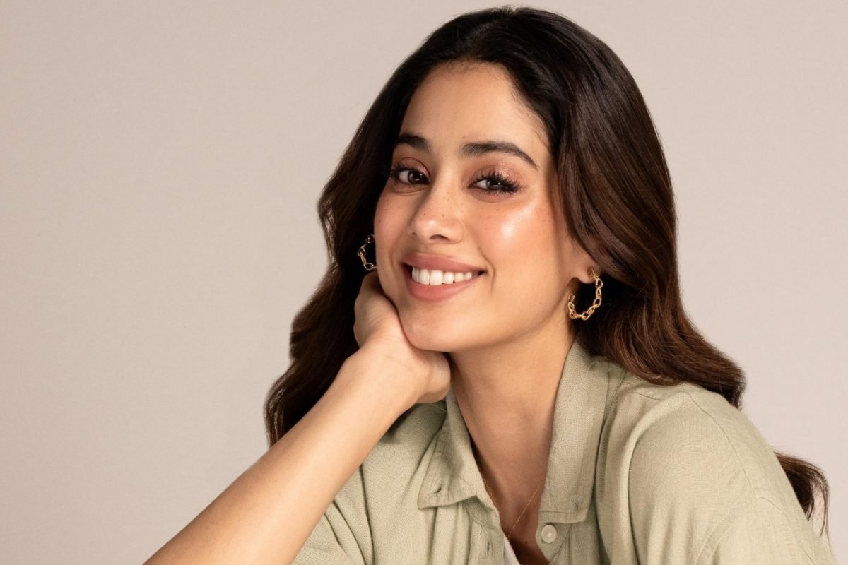 Janhvi Kapoor Slams Men Who Trivialise Period Pain, Says ‘They Won’t Be Able To Bear It For A Minute’