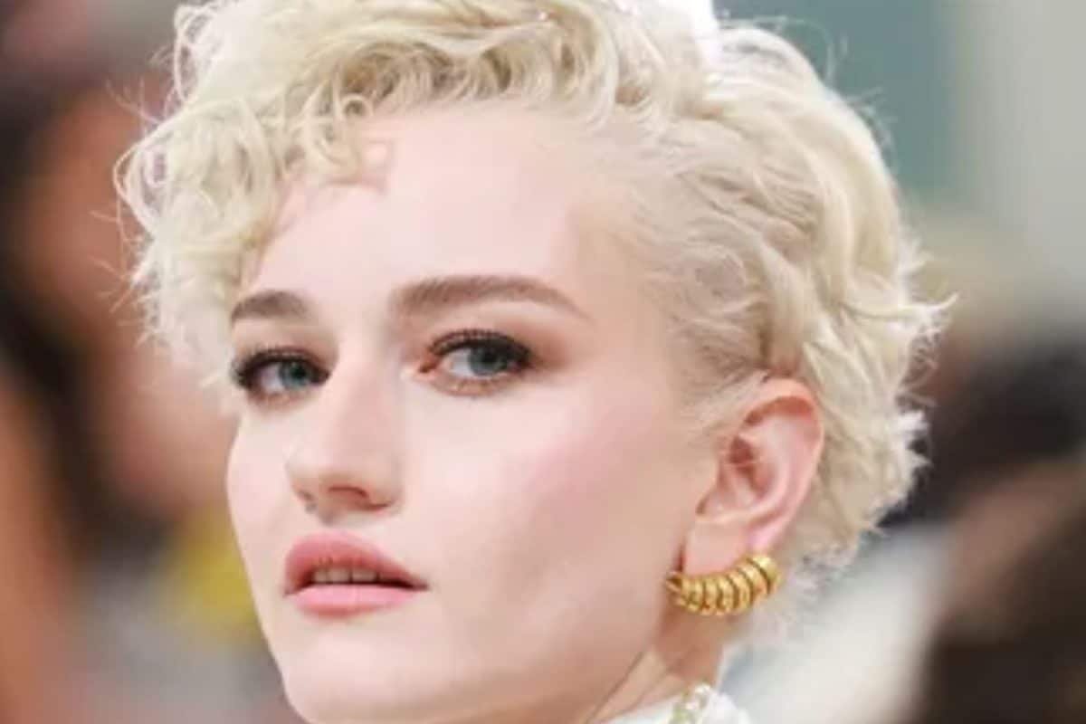 Who Is Silver Surfer? Julia Garners Mysterious Role In Fantastic Four Explained