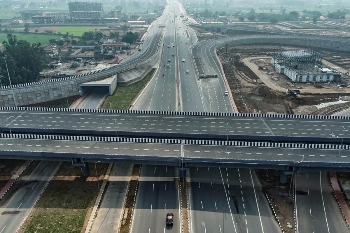 Delhi-Mumbai Expressway To Slash Logistics Costs, Boost Trade And Investment