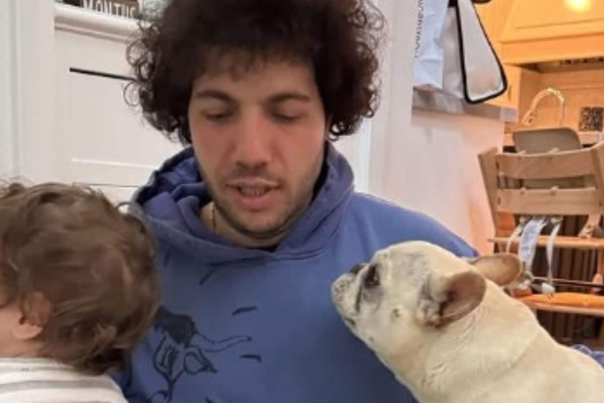 Selena Gomez Posts Cute Pic Of Benny Blanco With Their Dog Amid Cheating Rumours