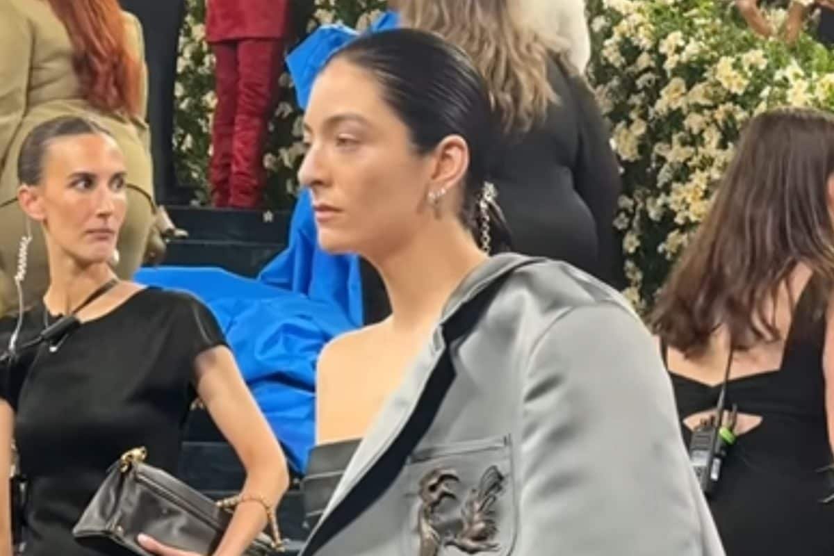 Lorde ‘Feels Like A Man And A Woman’ In Gravity Defying Met Gala Outfit