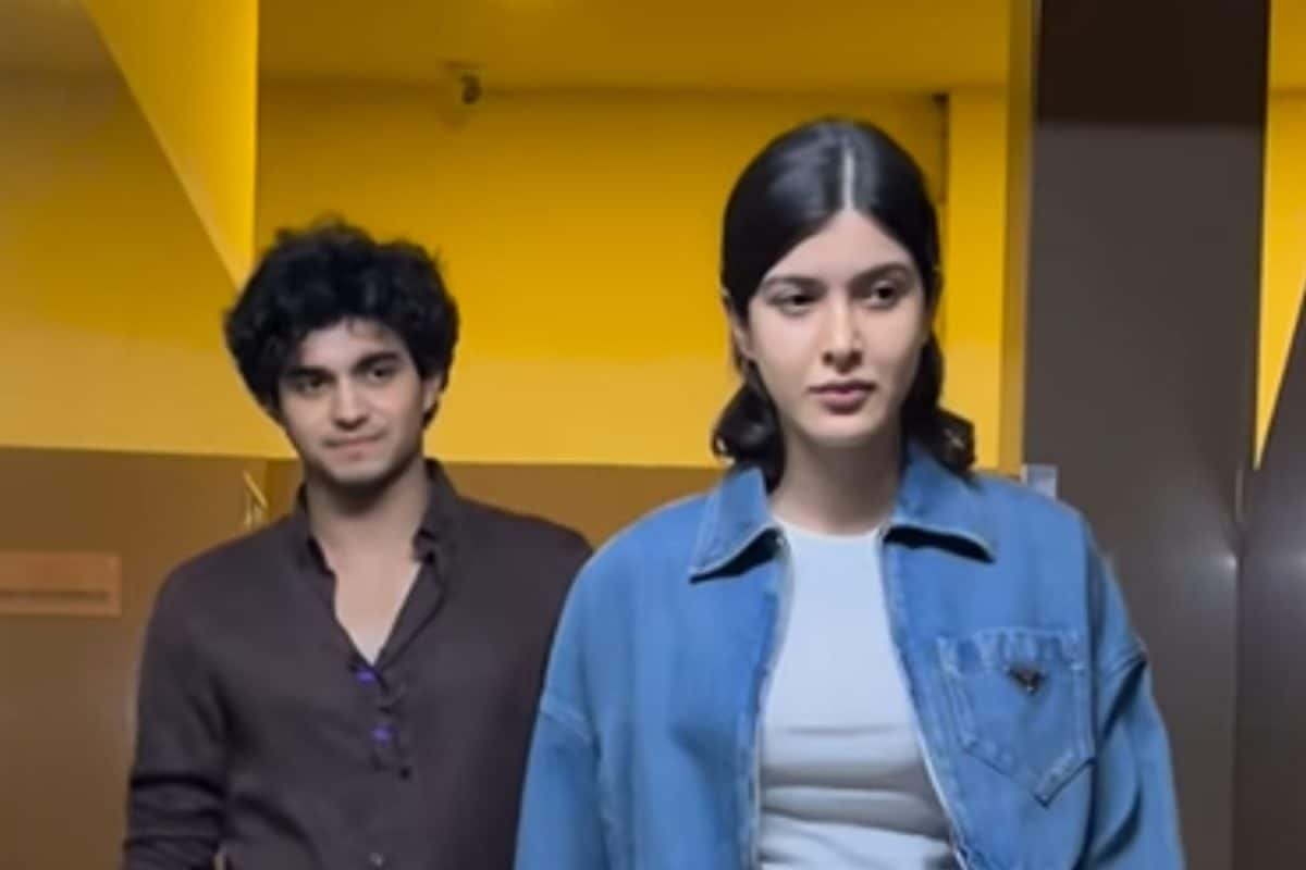 Watch: Shanaya Kapoor And Abhay Verma Step Out For A Movie Night