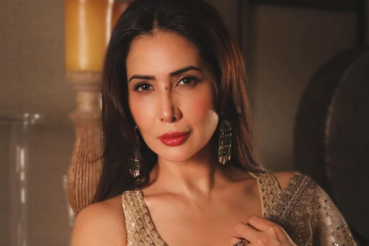 When Kim Sharma Was Rendered Penniless; Later Rubbished Bankruptcy Reports Post Split