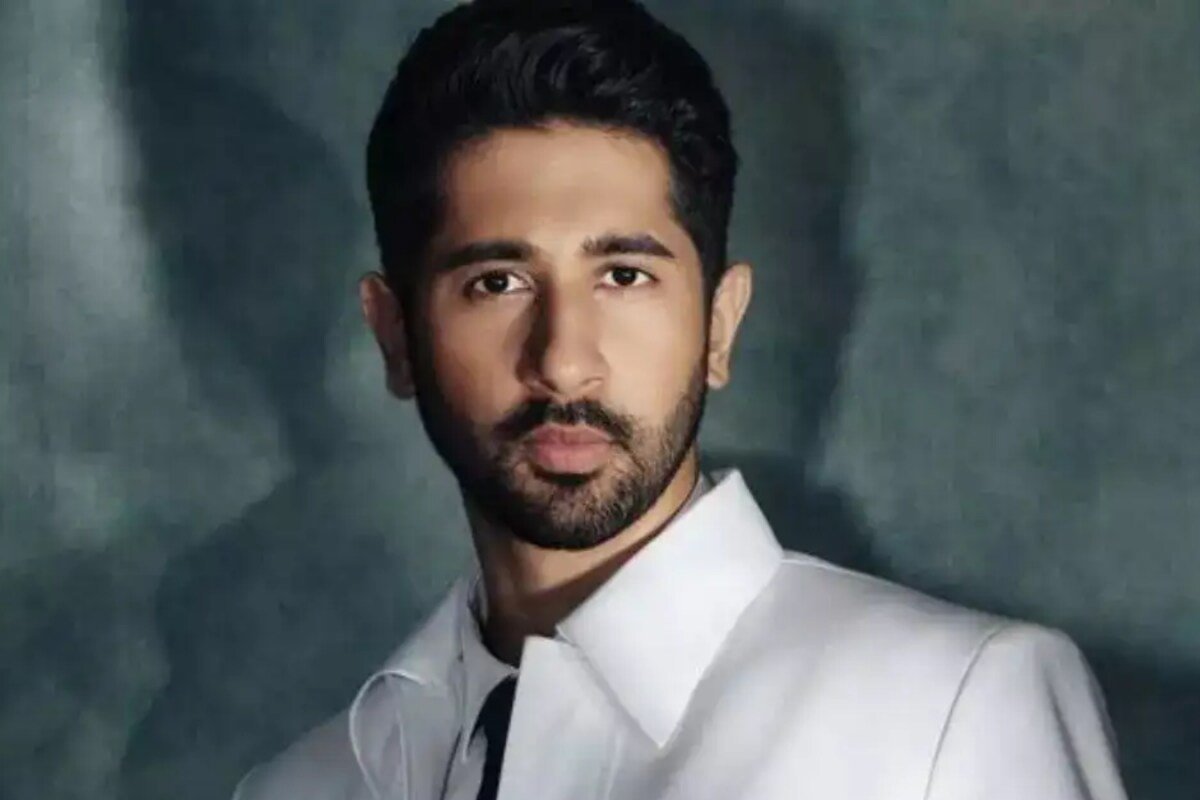 DYK Slapping Ishaan Khatter Was Vihaan Samat’s Favourite Scene In The Royals?