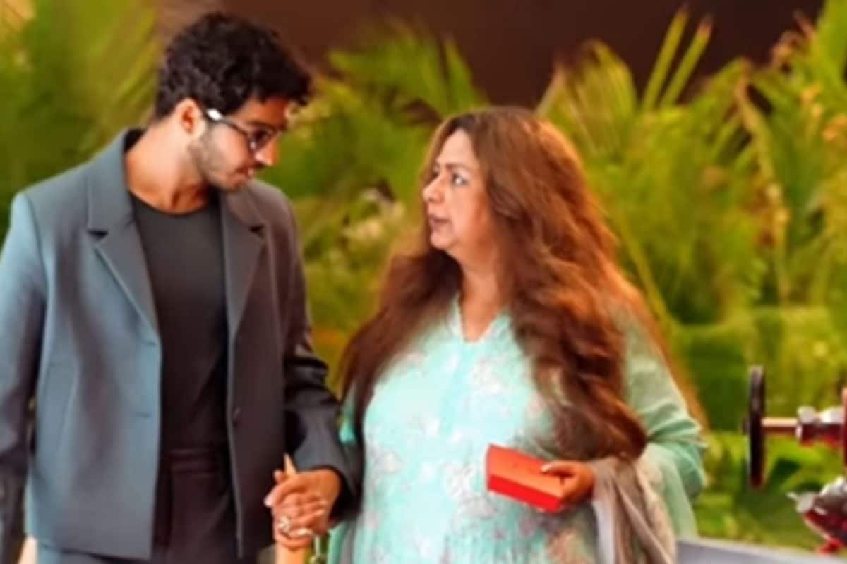 Ishaan Khatter, Neliima Azeem Serve Mother-Son Goals. Bonus: Chandni Bainz