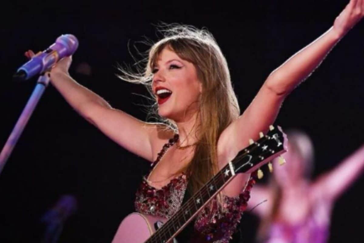 Taylor Swifts New Album, The Life Of A Showgirl, Decoded
