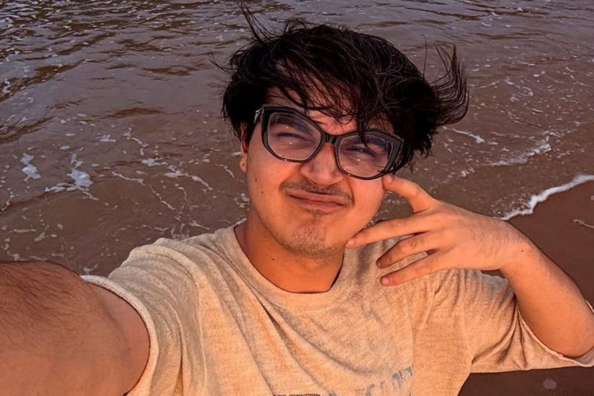 Sufi Motiwala Says Young Boys In Bollywood Need To Change Their Stylists | Exclusive