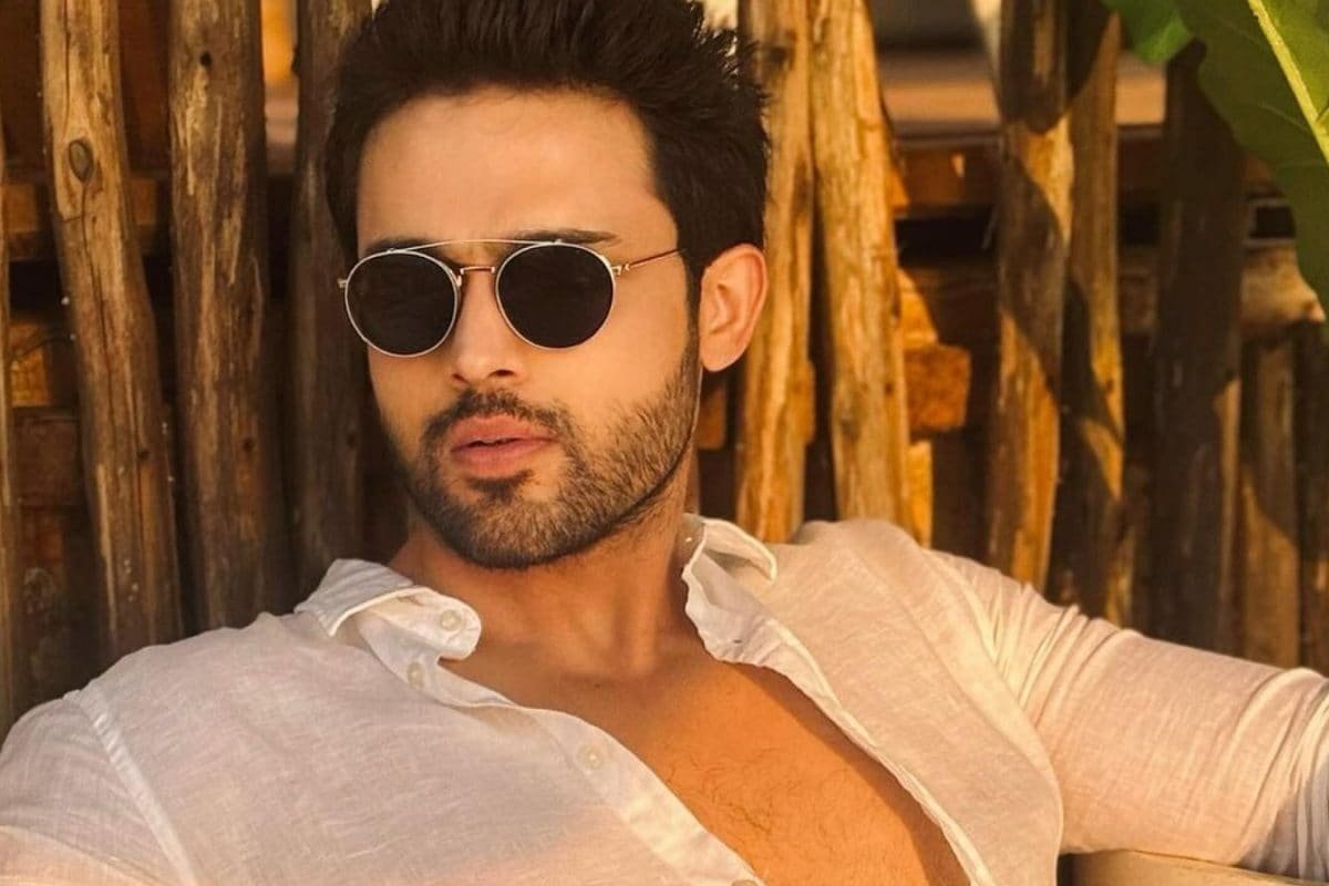 Parth Samthaan Ditches City Traffic, Hops On Mumbai Metro For The First Time