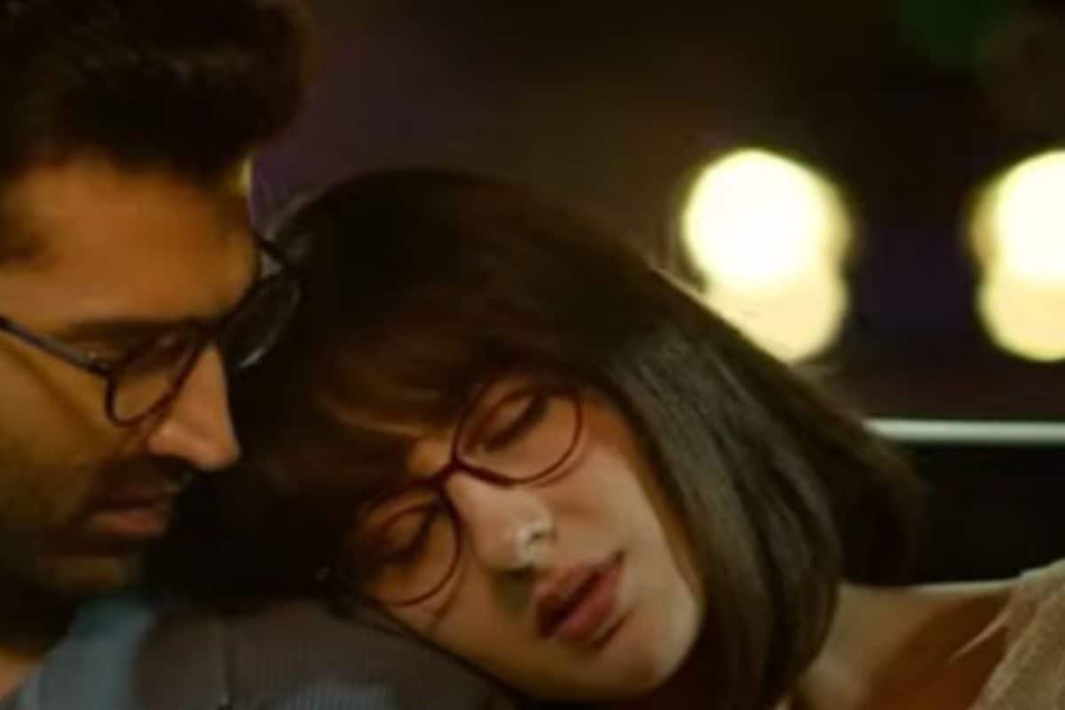 Anurag Bas’s Metro... In Dino Earns Rs 2 Crore At Box Office On 1st Monday