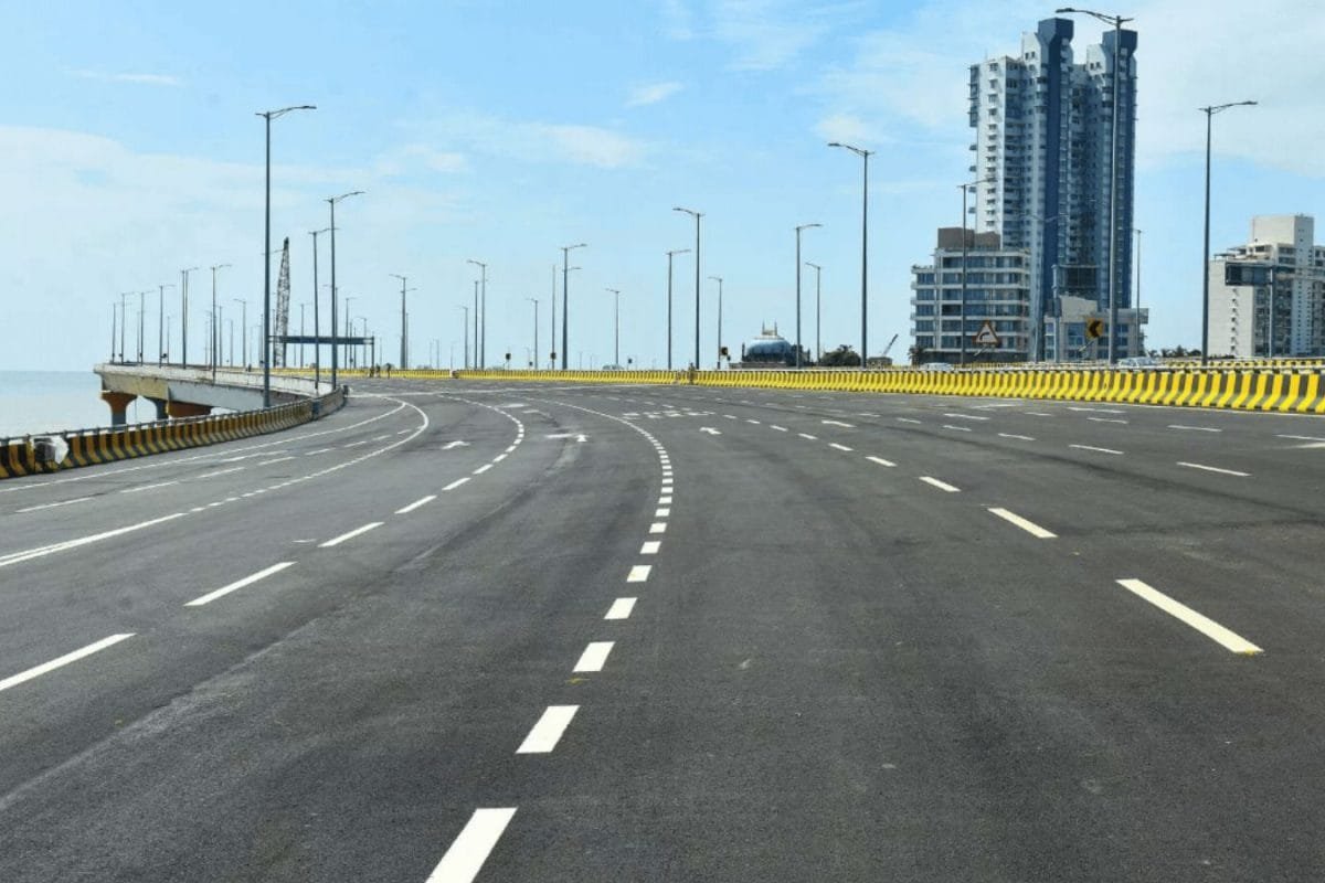 This UP Expressway Promises Rs 15 Toll, Cuts Lucknow-Kanpur Travel To Just 60 Minutes