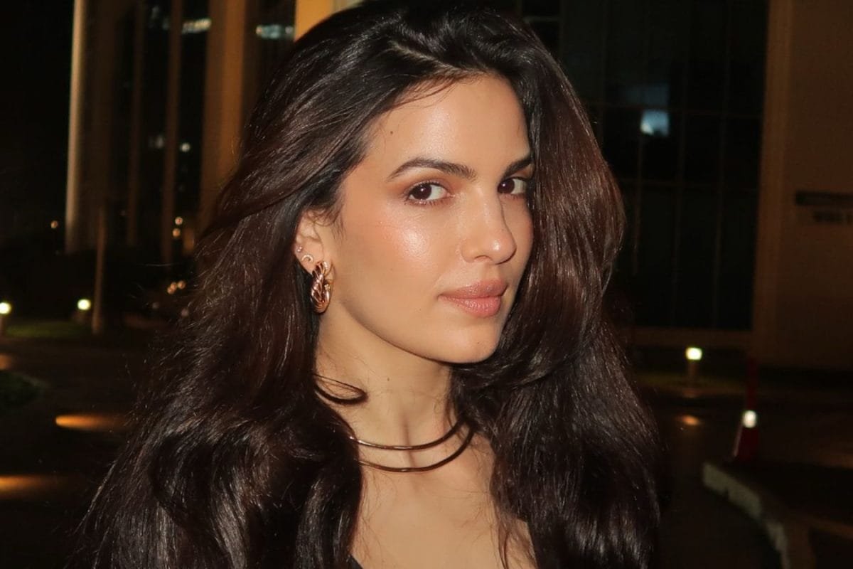 Natasa Stankovic Makes Sure That A Satin Black Top Can Never Look Boring On Her