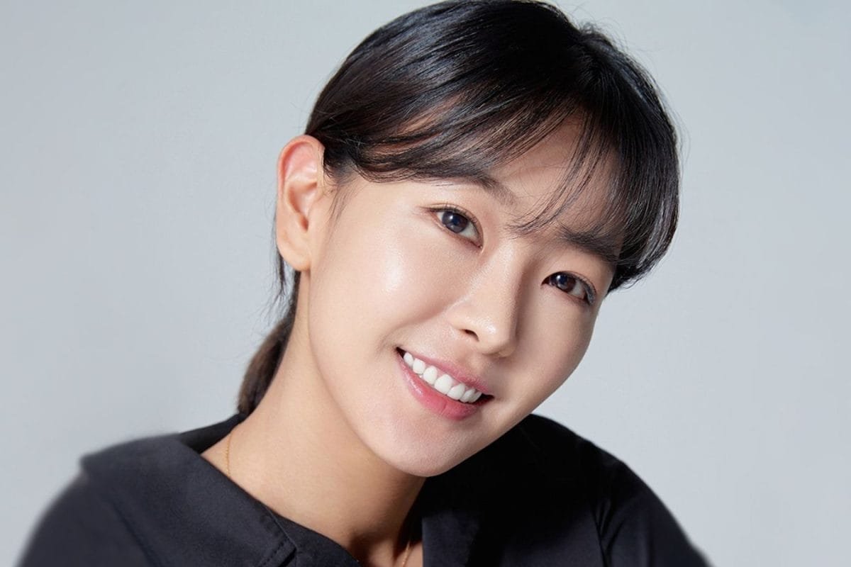 Go Won-hee Ends Two-Year Marriage With Businessman Partner After ‘Not Legally Registering Their Marriage’