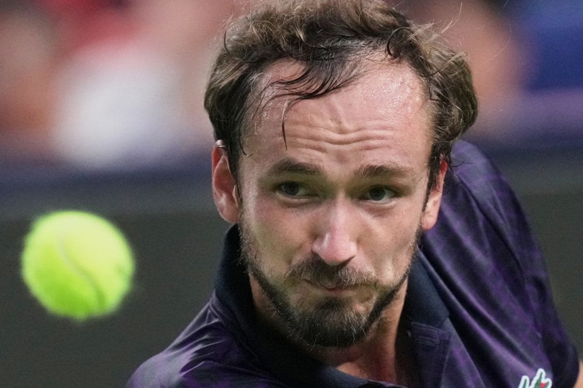 Medvedev, Rinderknech & Sabalenka Storm Into Semis In Shanghai & Wuhan Showdowns