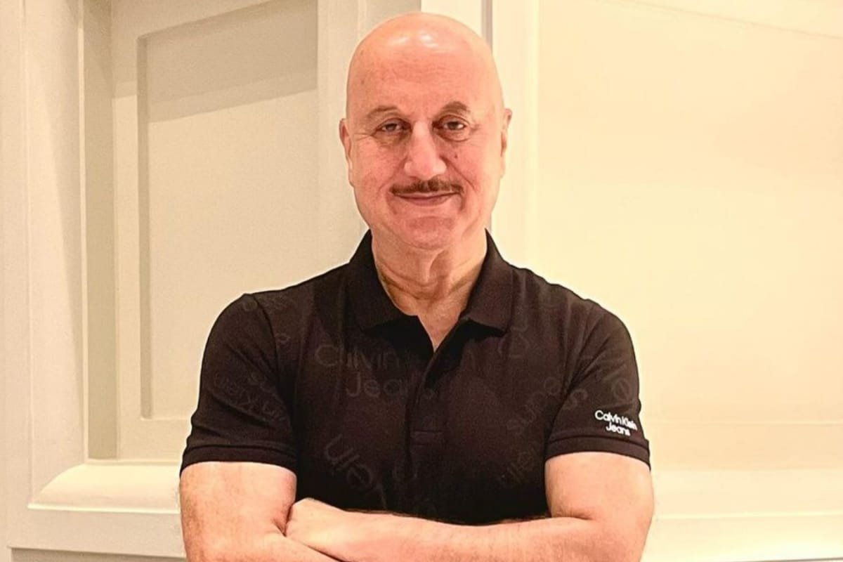 Fan Asks Anupam Kher For Tips To Embrace Baldness; See Actors Cheeky Response