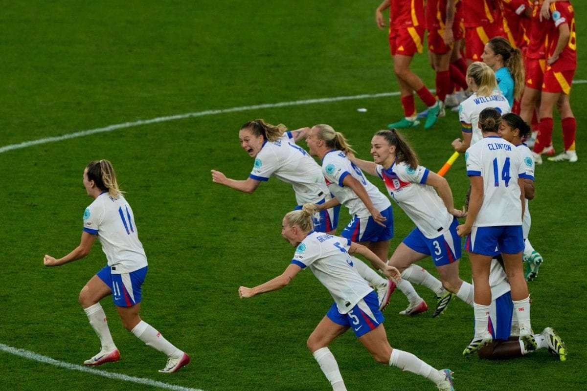 Defending Champions England Defeat Spain On Penalties To Win 2025 Womens Euro