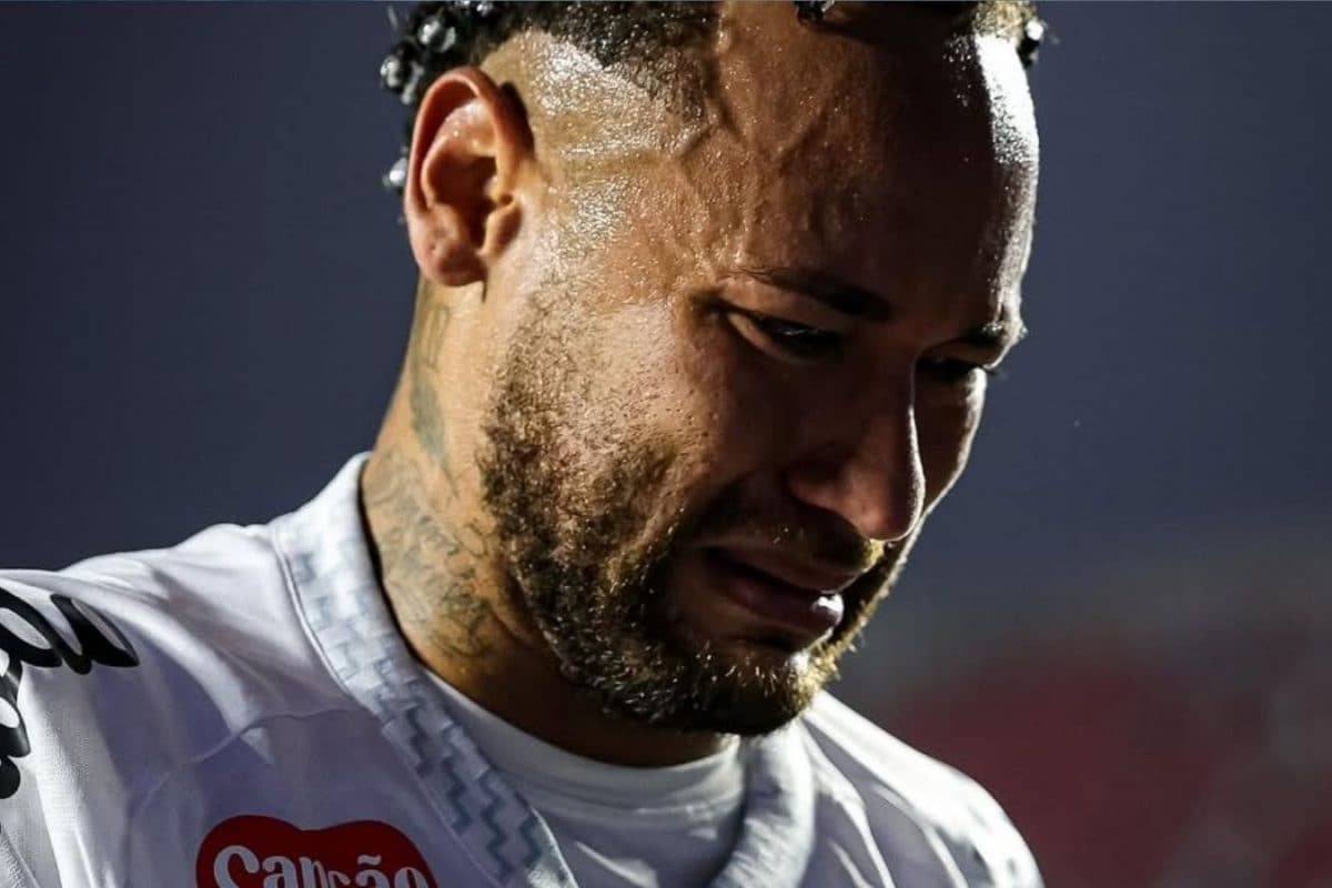 Neymar’s Son Shares Touching Message After Star Breaks Down on Pitch: I Will Always...