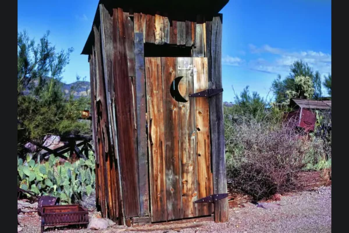 Toilet On The Roof? Vastu Shastra Reveals Why It Could Be A Bad Idea