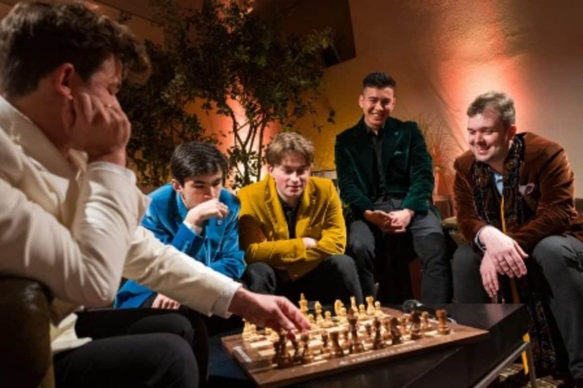 Former GMs In Favour Of Displaying Heartbeat Monitor During Chess Games