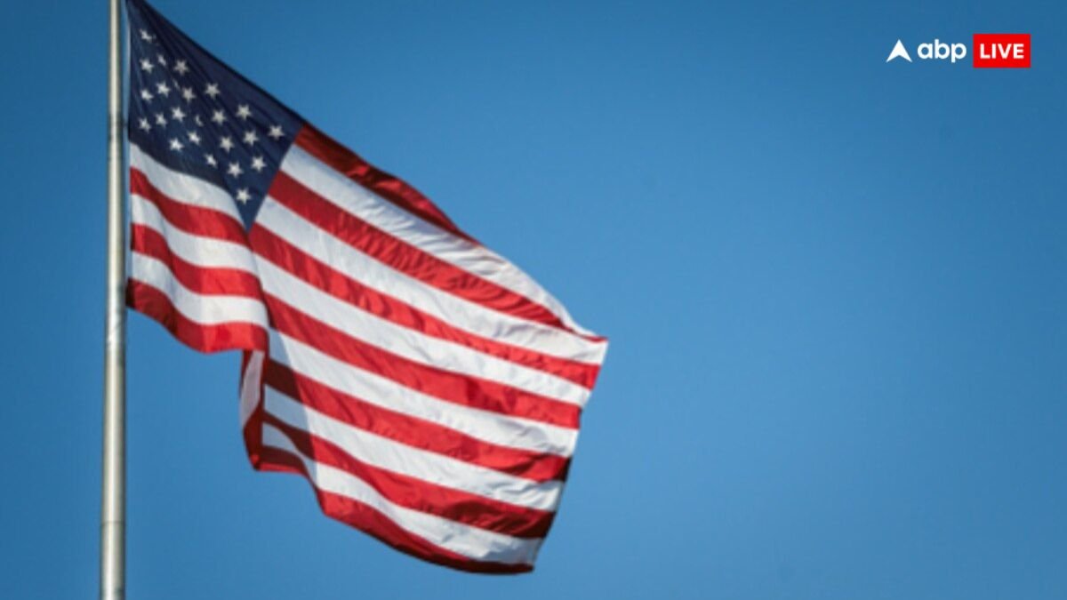 पहली बार इतिहास में खतरे में अमेरिकी साख! रेटिंग एजेंसी की कटौती का भारत और दुनिया पर क्या असर?