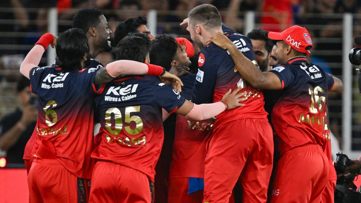 RCB ने जीती IPL ट्रॉफी, फिर भी टीम इन खिलाड़ियों को कर देगी रिलीज? लिस्ट कर देगी हैरान