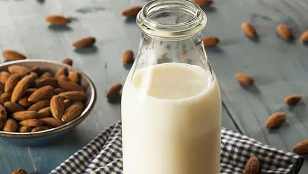 5 Proven Health Benefits Of Drinking Almond Milk In Summer