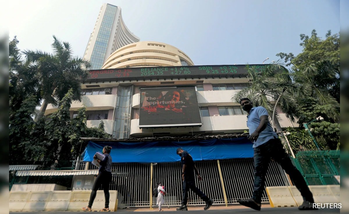 Sensex Jumps Over 700 Points, Nifty Regains 26,000-Level In Early Trade