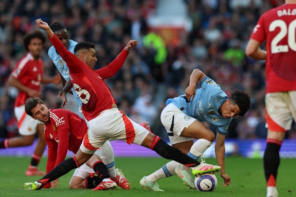 Premier League: Manchester City Held By Manchester United In Derby Stalemate