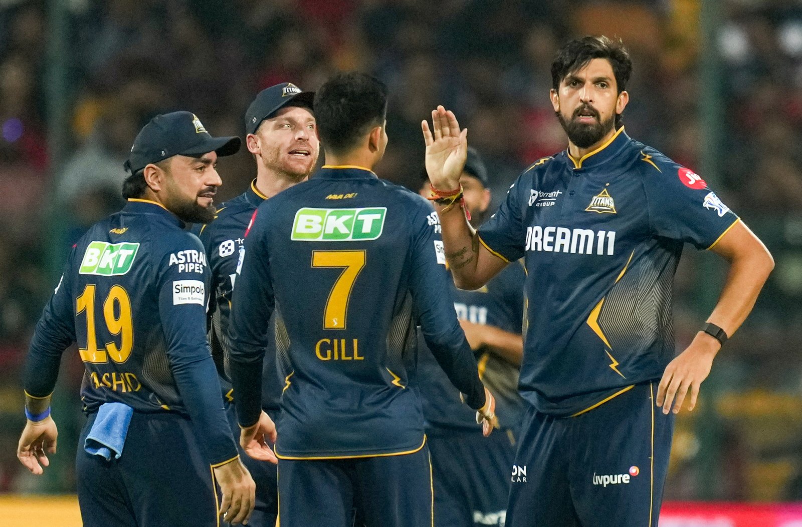 GT की जीत के बाद BCCI ने शुभमन गिल की टीम के इस खिलाड़ी पर ठोका भारी जुर्माना, जानें क्यों