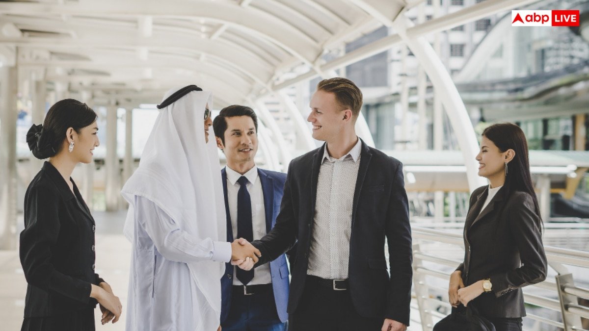 50 हजार कुवैती दिनार भारत में हो जाएंगे कितने? जानें कुवैत में नौकरी करने का फायदा