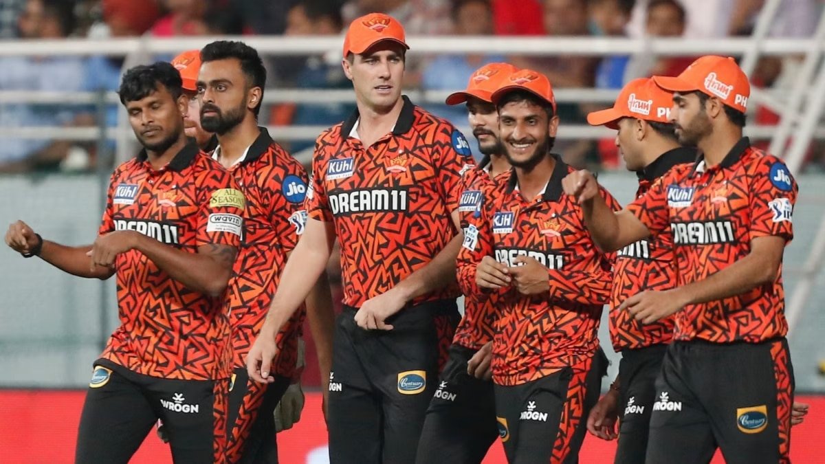 IPL 2025 से पहले सनराइजर्स हैदराबाद को झटका, घातक गेंदबाज पूरे टूर्नामेंट से बाहर; जानें किसे मिली टीम में जगह