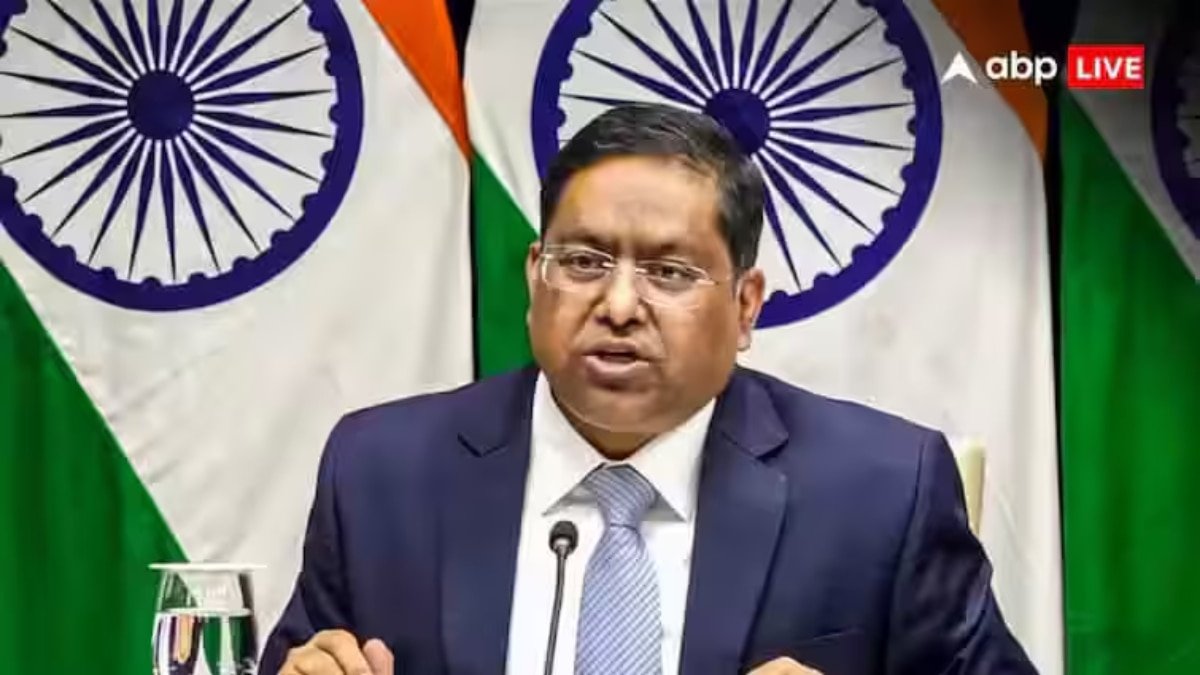 मुर्शिदाबाद हिंसा पर ज्ञान देने चला बांग्लादेश तो भारत ने लगाई फटकार, कहा- पहले खुद का घर देखें