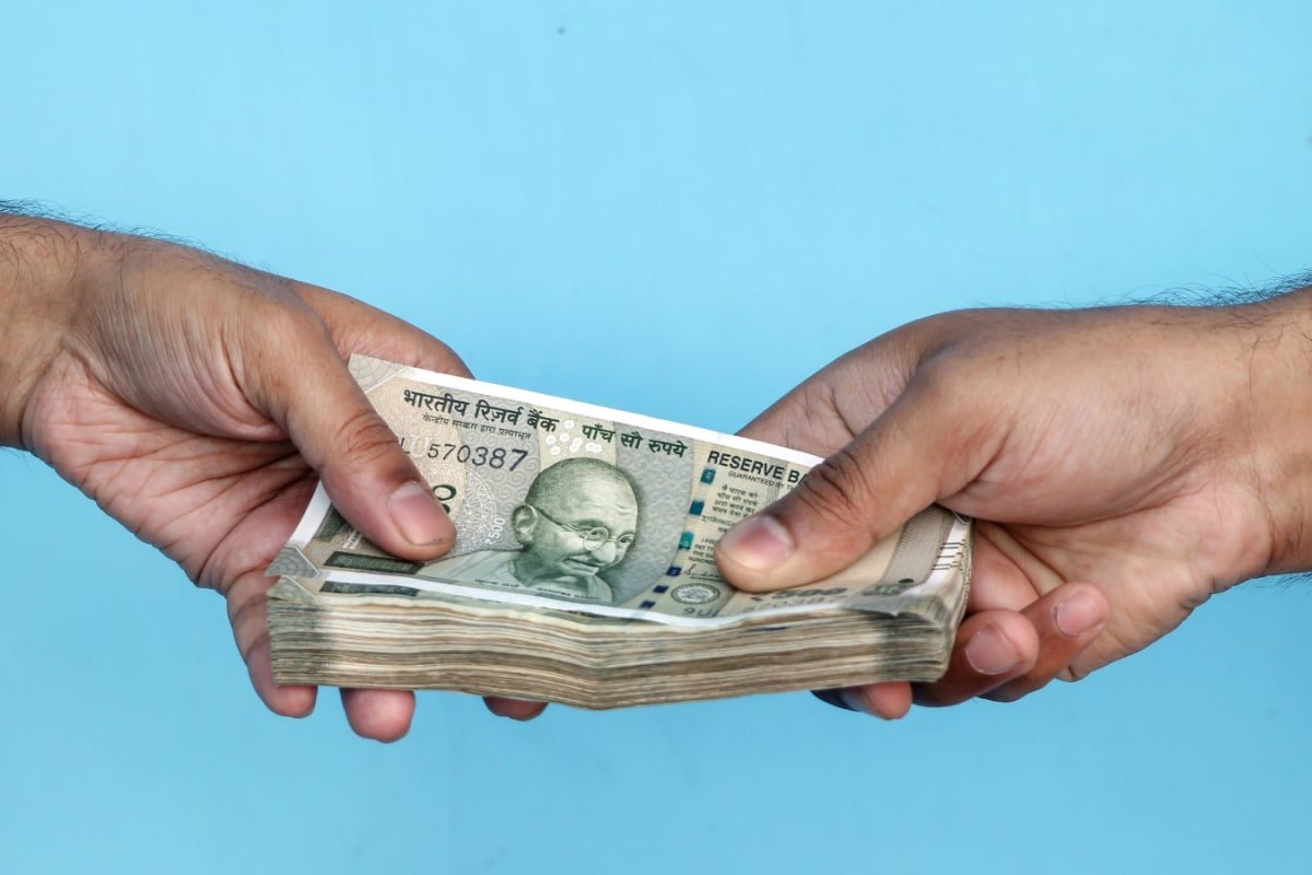 4 Govt Banks Slash Interest Rates After RBI Repo Rate Cut: How Much Can You Save?