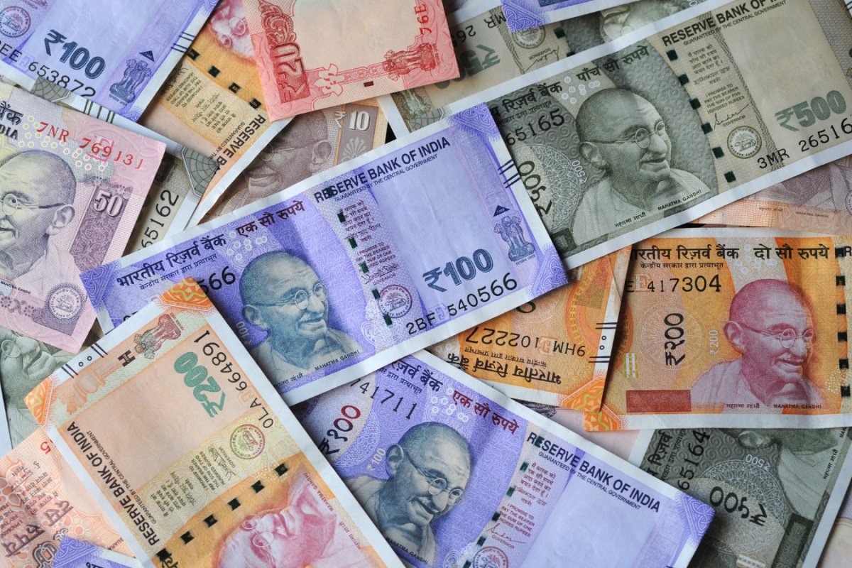 Which Indian Prime Minister Decided To Secretly Print Currency Abroad?