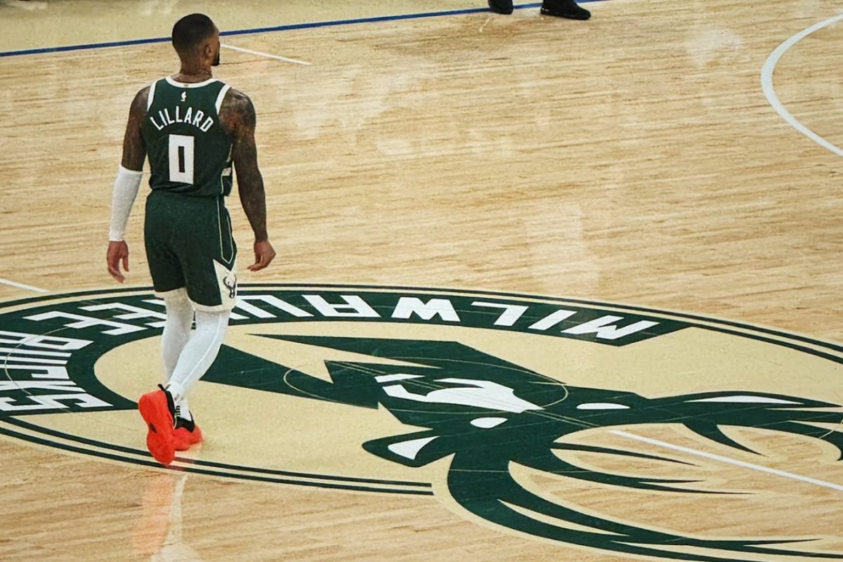 Damian Lillard Making Unprecedented Recovery! Bucks PG Cleared For Basketball Activity Ahead Of NBA Playoffs