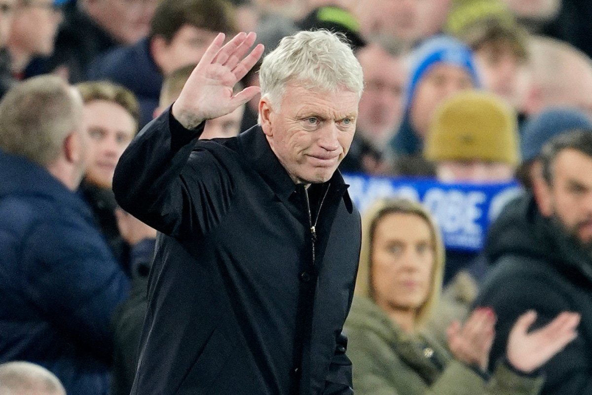 David Moyes Marks 700th Premier League Game With Evertons Controversial Win