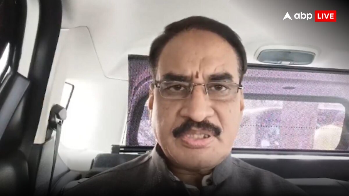 Operation Sindoor: कुछ नेताओं का नाम क्या घोषित किया उसी में मिर्ची..., VHP ने डेलीगेशन पर सवाल उठाने पर कांग्रेस को लताड़ा