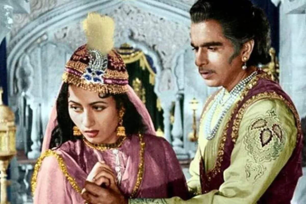 Dilip Kumar Broke Up With Madhubala Because She Couldnt Have Children: Mumtaz