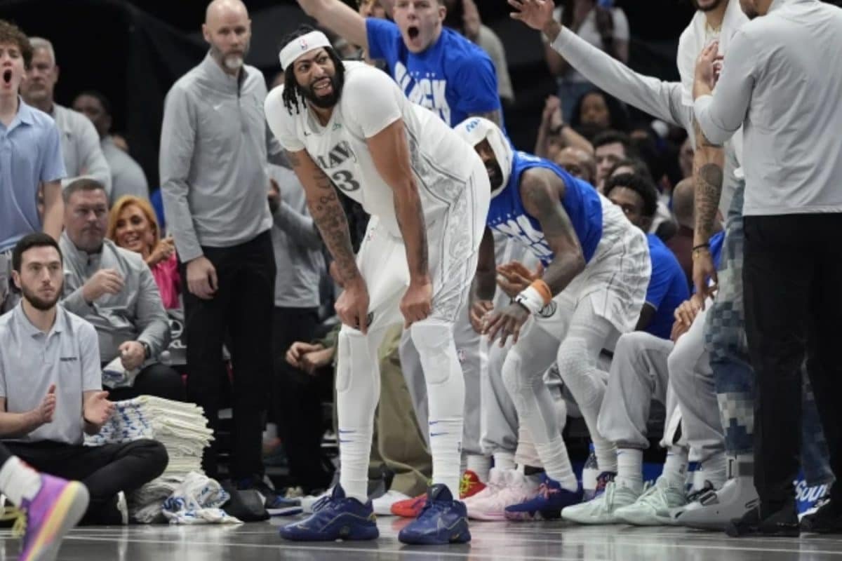 NBA: Anthony Davis Limps Off Court With Injury On Dallas Mavericks Debut After Blockbuster Trade