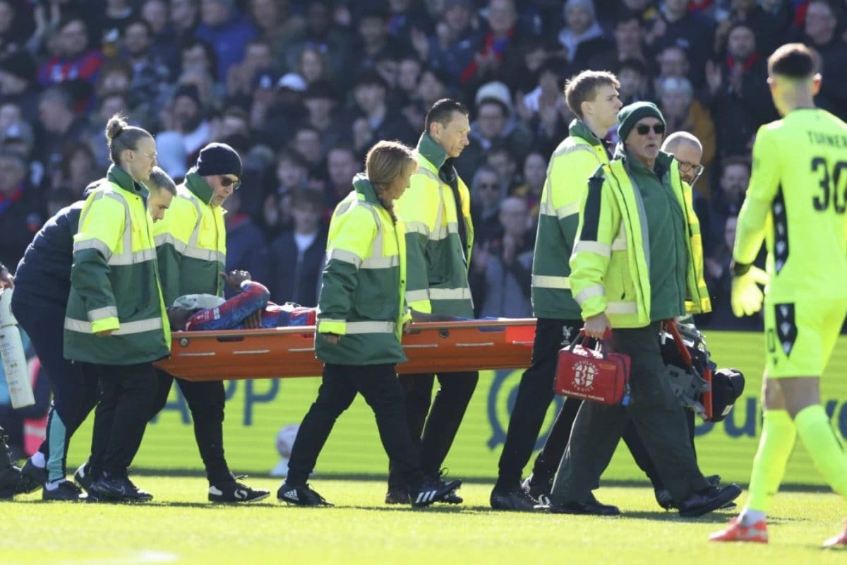 Palaces Jean-Philippe Mateta Suffers Horrible Injury After Outrageous Tackle From Milwall Keeper In FA Cup: WATCH