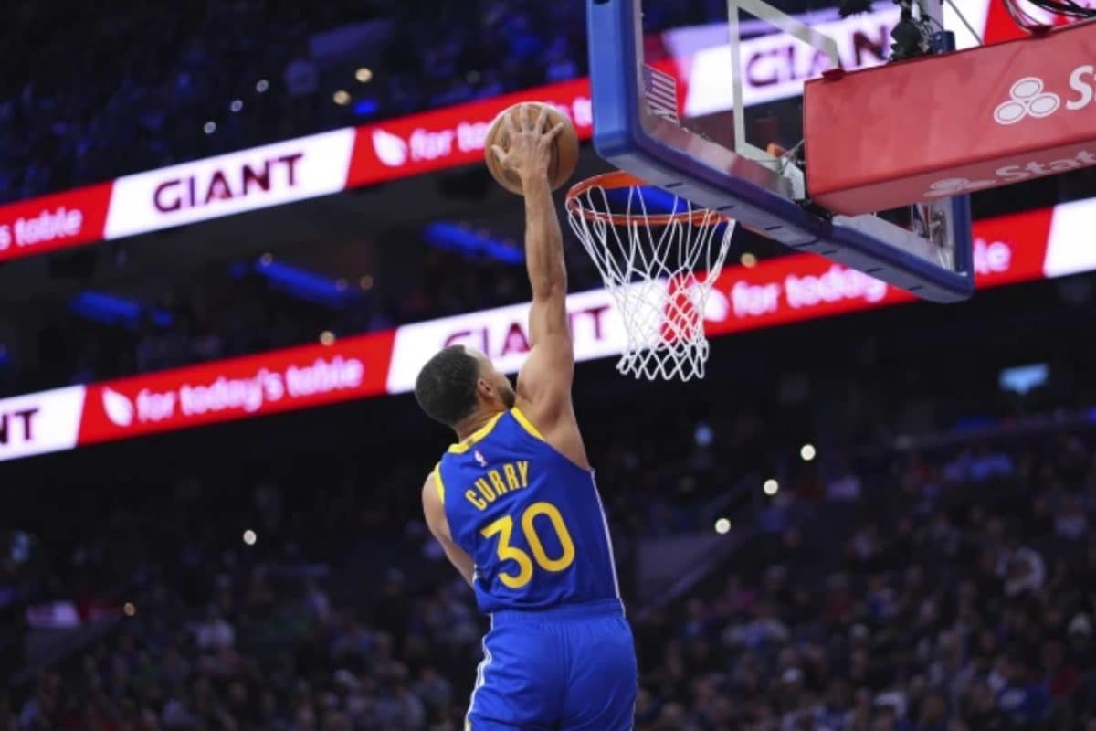 Im Calling It Now, That Was The Last One: Warriors Steph Curry Calls It Quits On Dunking