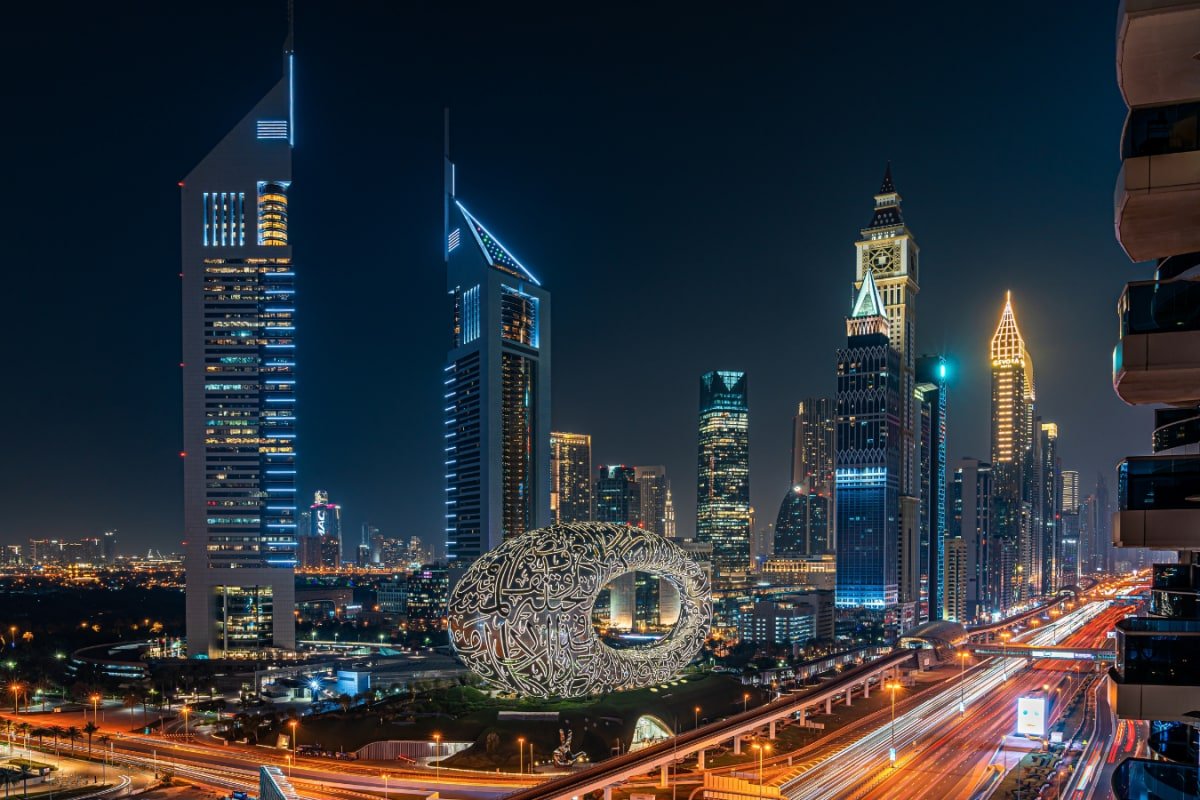 Planning A Trip To Dubai? Here’s How Much 100 INR Equals In Dirhams