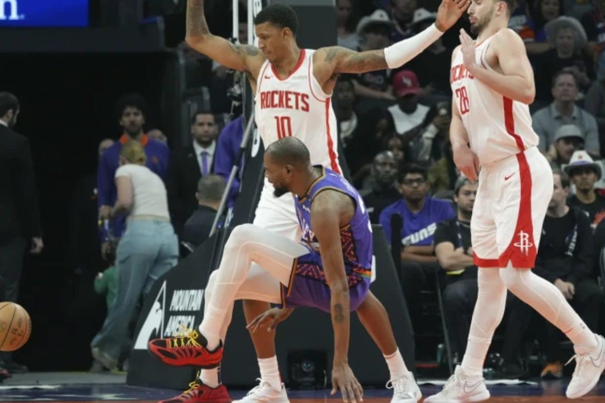 NBA: Suns All-Star Kevin Durant Walks Off With Injury; Ruled Out Of Action For Bucks Clash