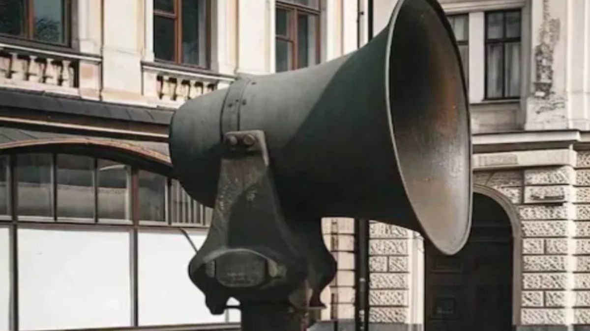 भारत-पाकिस्तान तनाव: वॉर के दौरान क्यों बजता है सायरन? क्या मोबाइल पर भी बजेगा अलर्ट? जानिए जरूरी बातें