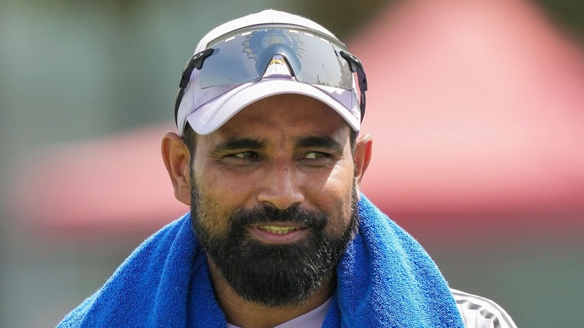 पाकिस्तान से सुपारी ले रखी है, मोहम्मद शमी के रोजा न रखने पर शहाबुद्दीन बरेलवी के बयान पर भड़के चक्रपाणि महाराज