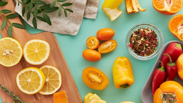 10 Summer Foods That May Help Balance Your Hormones Naturally