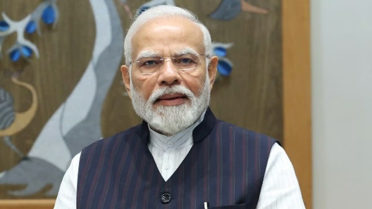 पीएम मोदी से मिले शुभम के माता-पिता तो हो गए इमोशनल, प्रधानमंत्री को देखते ही रो पड़े