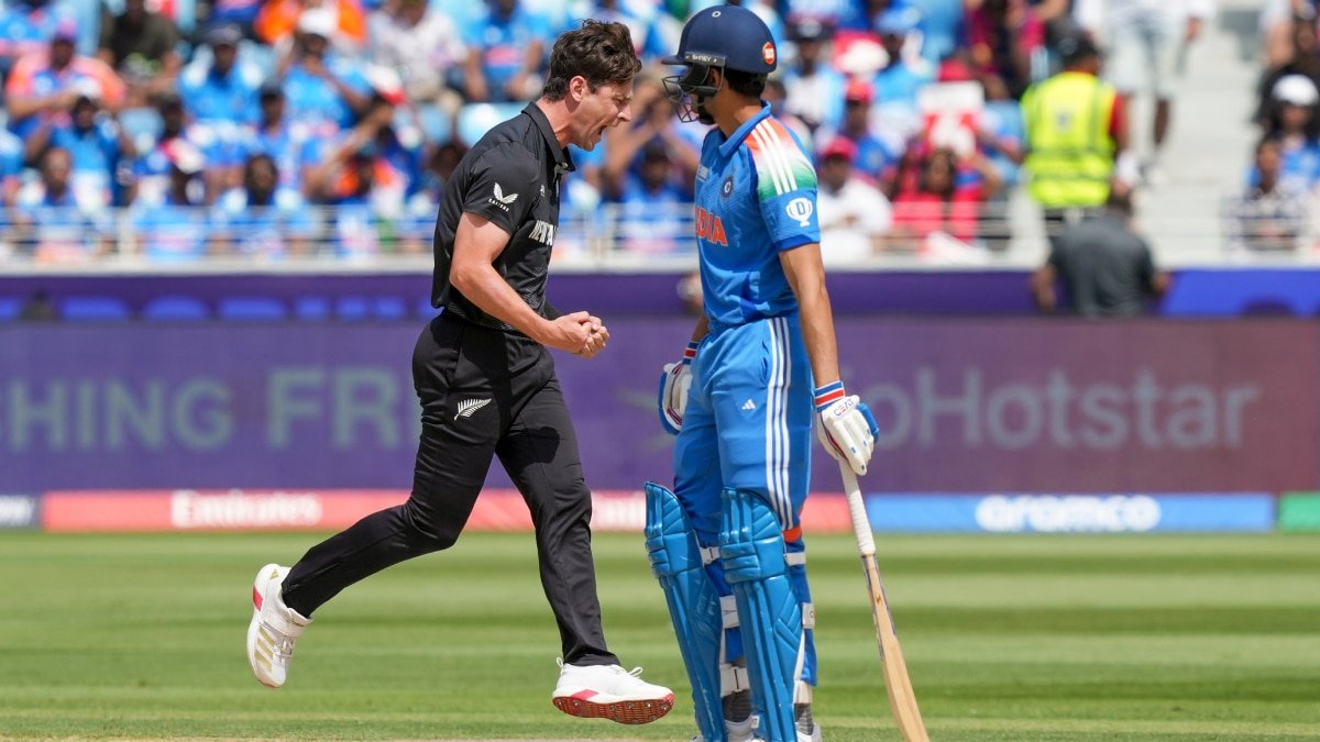 IND vs NZ Final: गोल्डन बैट और बॉल जीतने की रेस में हैं ये खिलाड़ी, जानें चैंपियंस ट्रॉफी फाइनल के बाद किसे मिल सकता है खिताब